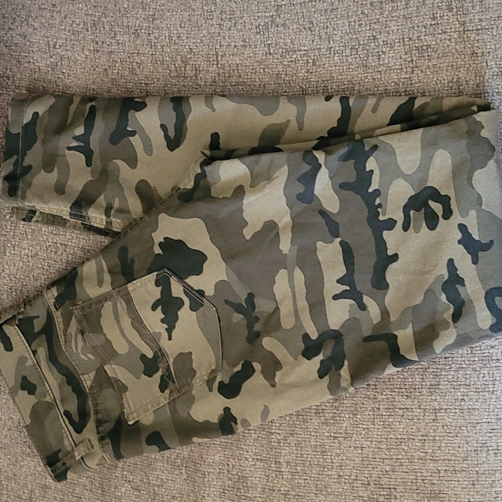 NY&C Soho Women's Camo Skinny Leg Pants/Leggings